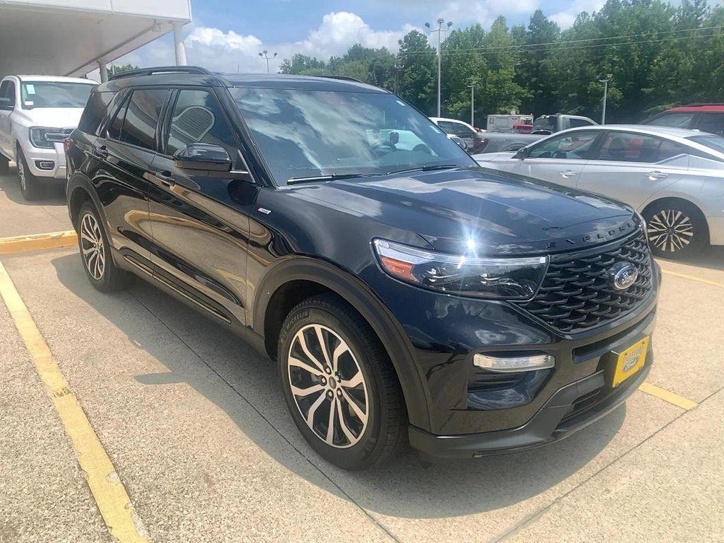 used 2024 Ford Explorer car, priced at $42,995