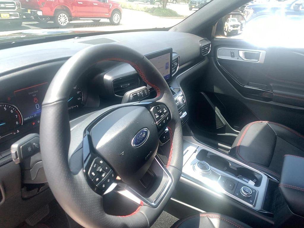 used 2024 Ford Explorer car, priced at $42,995