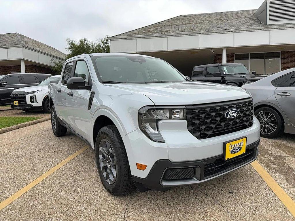 used 2025 Ford Maverick car, priced at $30,995
