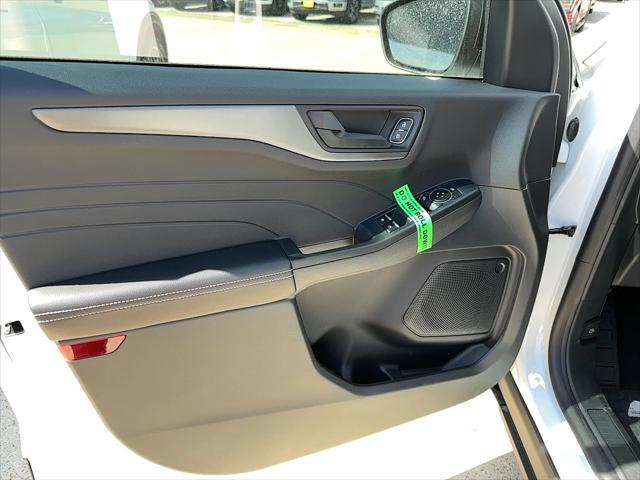 new 2025 Ford Escape car, priced at $28,068