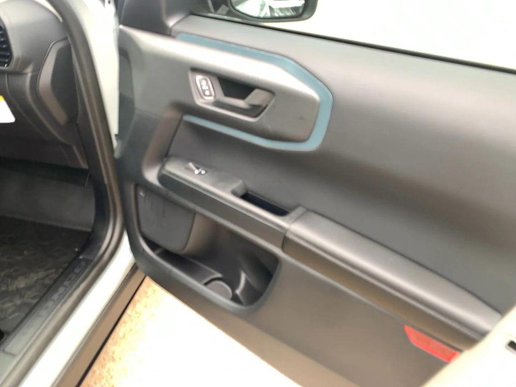 new 2024 Ford Bronco Sport car, priced at $37,104