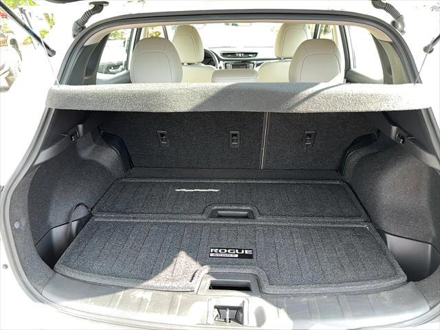 used 2022 Nissan Rogue Sport car, priced at $24,995