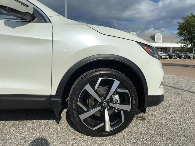 used 2022 Nissan Rogue Sport car, priced at $24,995