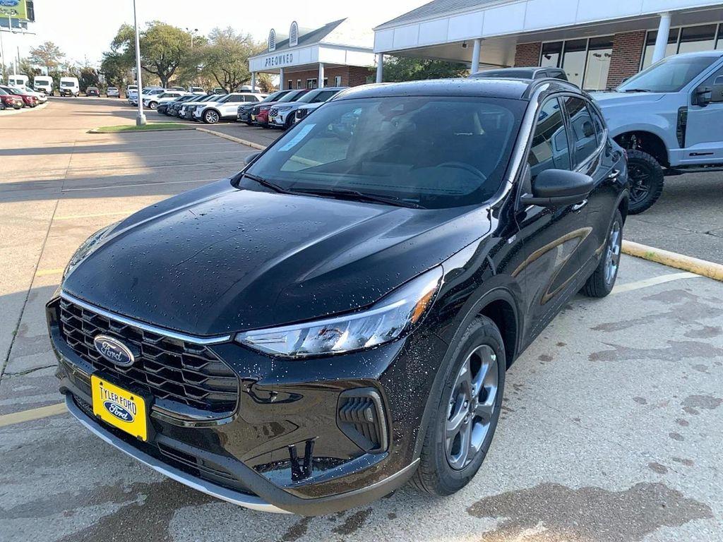 new 2025 Ford Escape car, priced at $31,436
