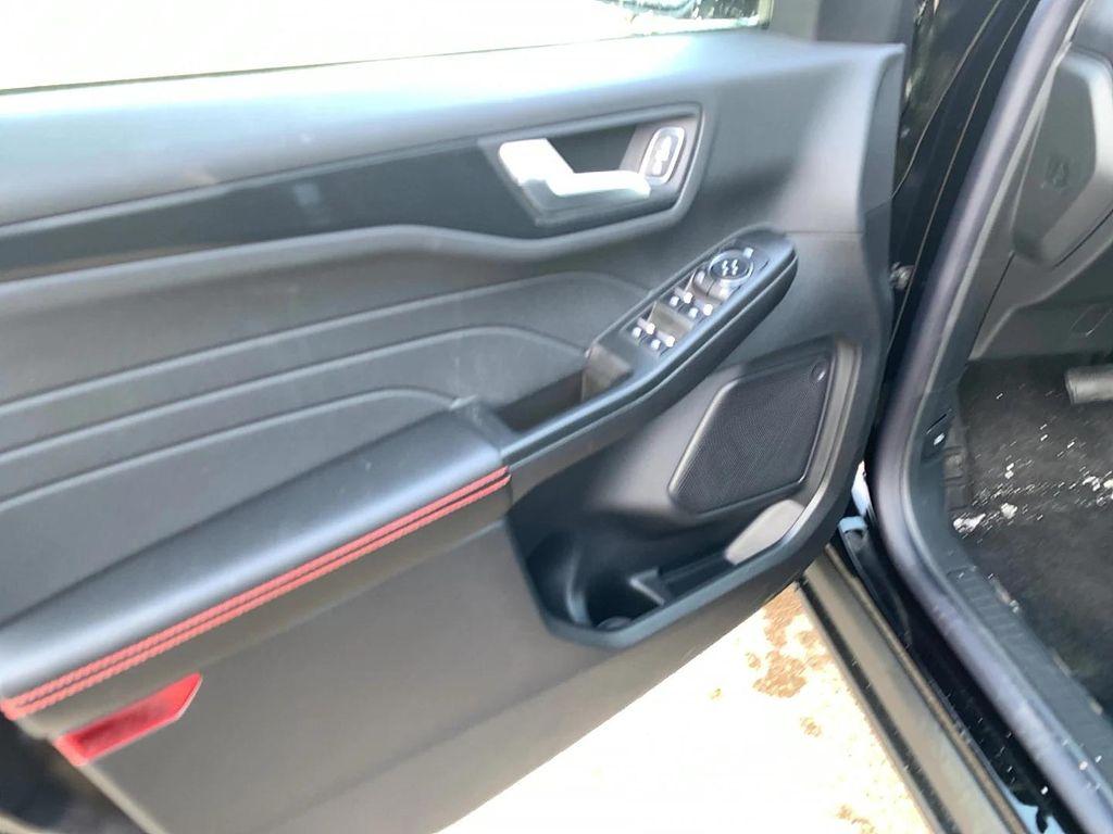 new 2025 Ford Escape car, priced at $31,436