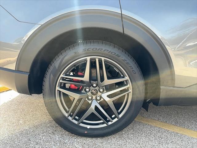 new 2025 Ford Explorer car, priced at $46,323
