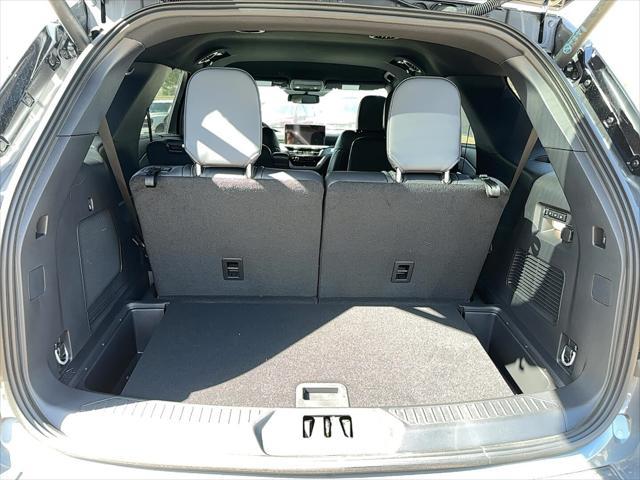 new 2025 Ford Explorer car, priced at $46,323