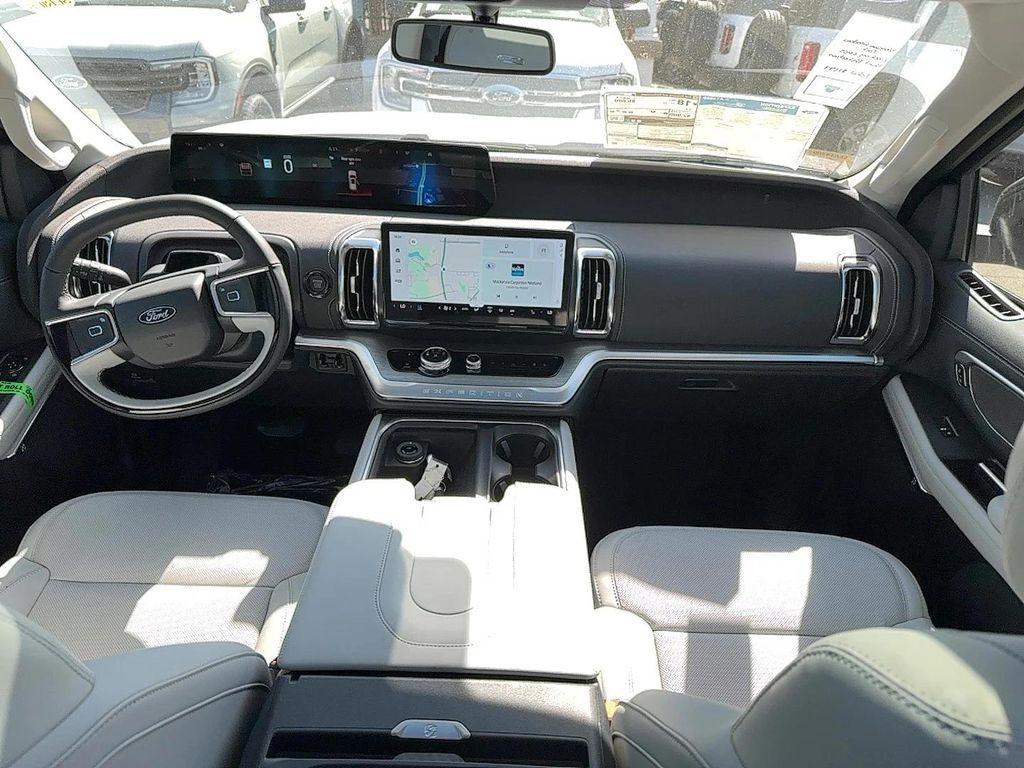 new 2025 Ford Expedition car, priced at $77,817