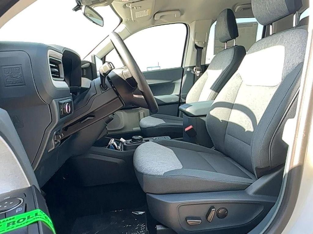 new 2025 Ford Maverick car, priced at $33,236