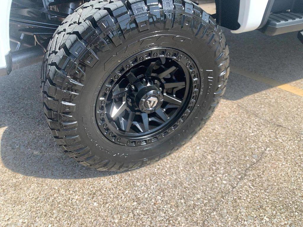 new 2025 Ford F-250 car, priced at $91,095