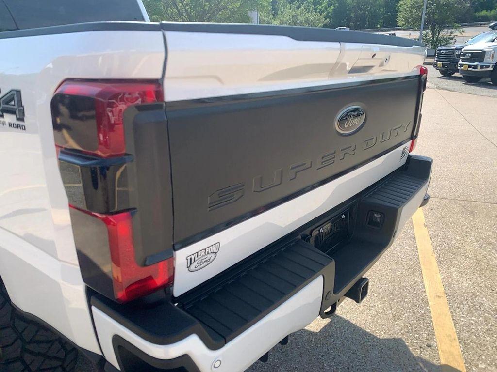 new 2025 Ford F-250 car, priced at $91,095