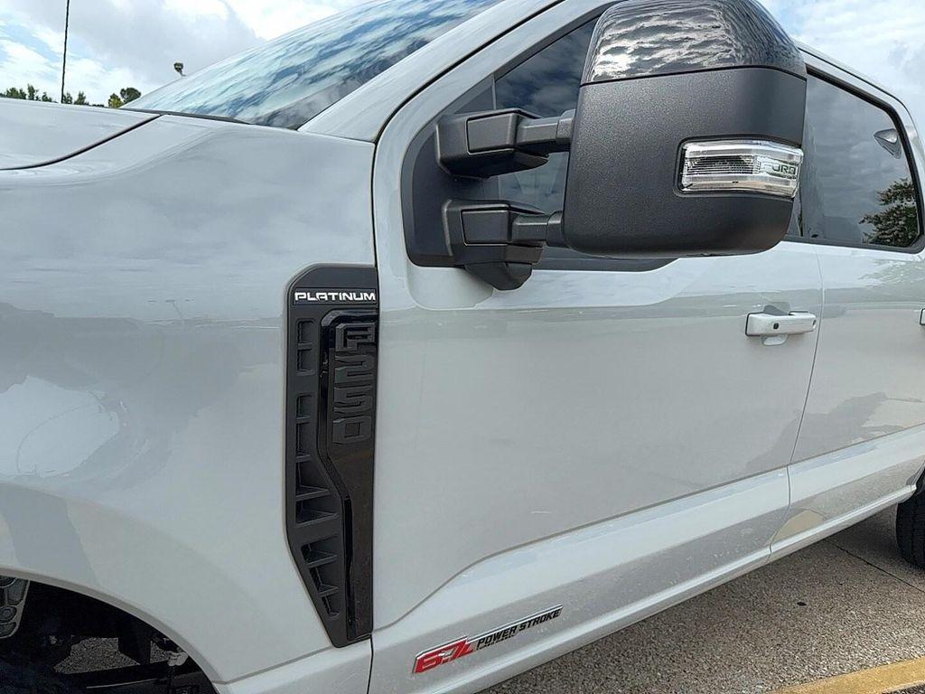new 2025 Ford F-250 car, priced at $96,980