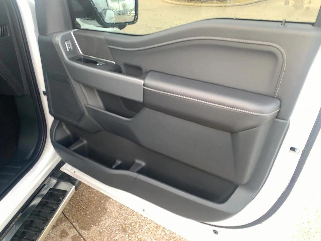 new 2025 Ford F-150 car, priced at $52,361