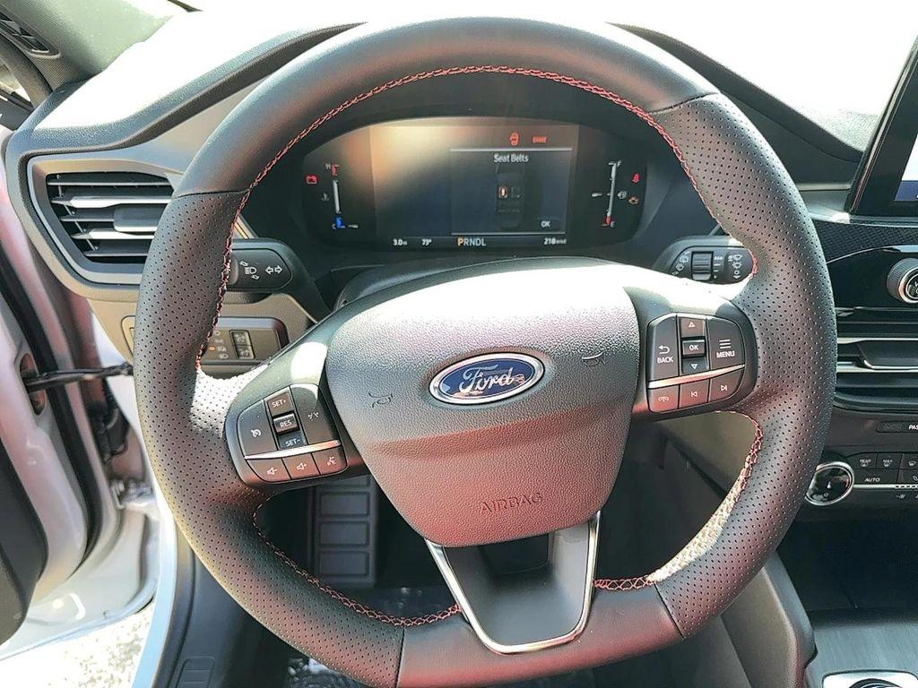 new 2025 Ford Escape car, priced at $29,704