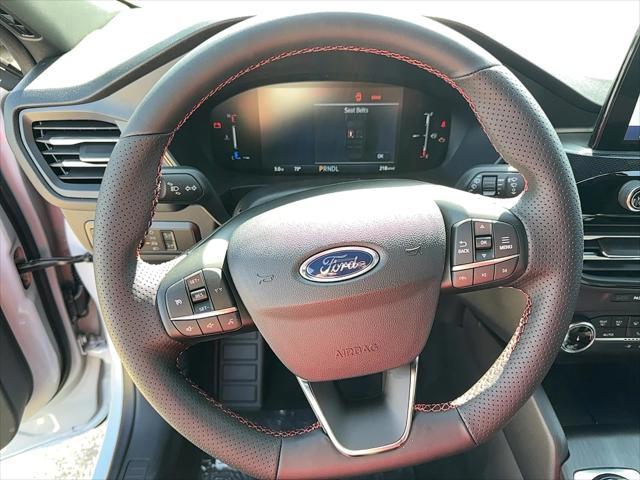 new 2025 Ford Escape car, priced at $32,177