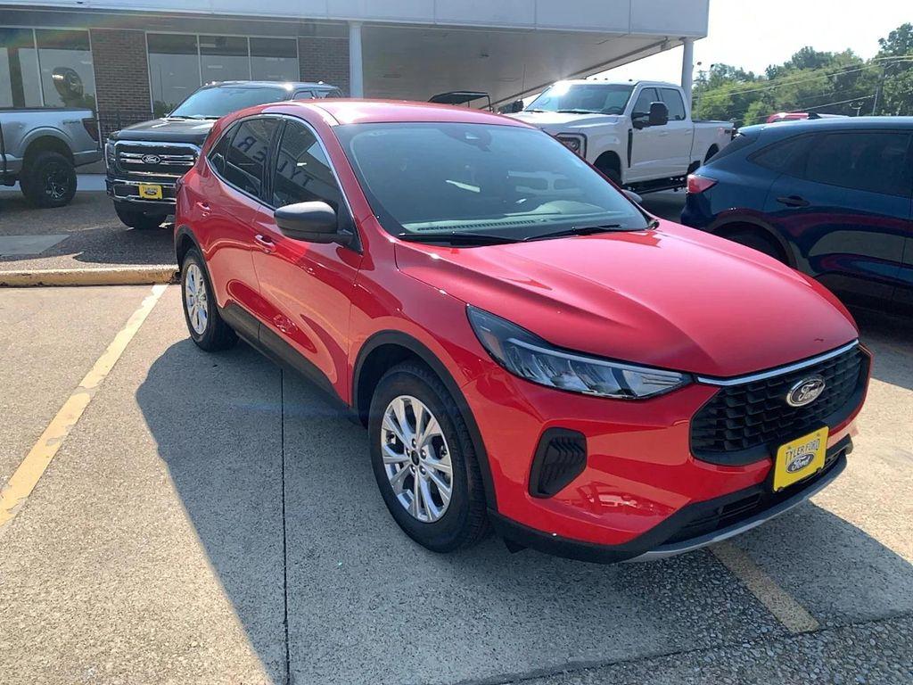 used 2024 Ford Escape car, priced at $26,995
