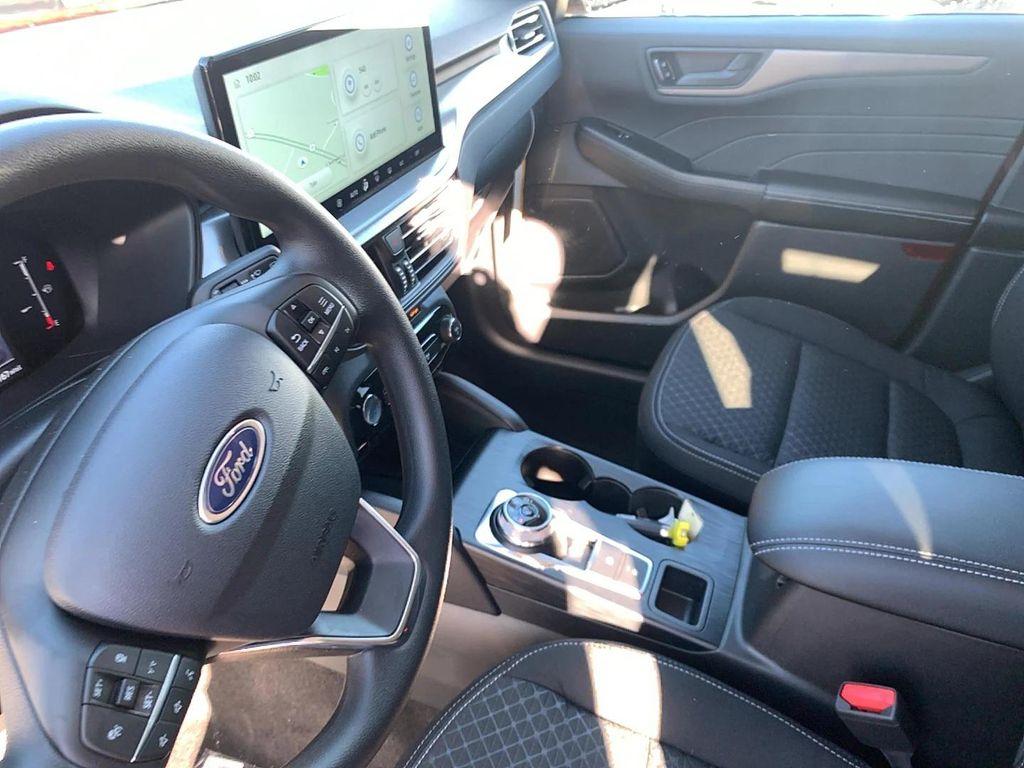 new 2025 Ford Escape car, priced at $29,969