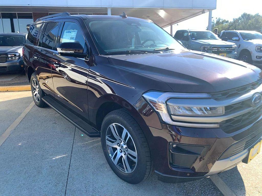 new 2024 Ford Expedition car, priced at $60,130