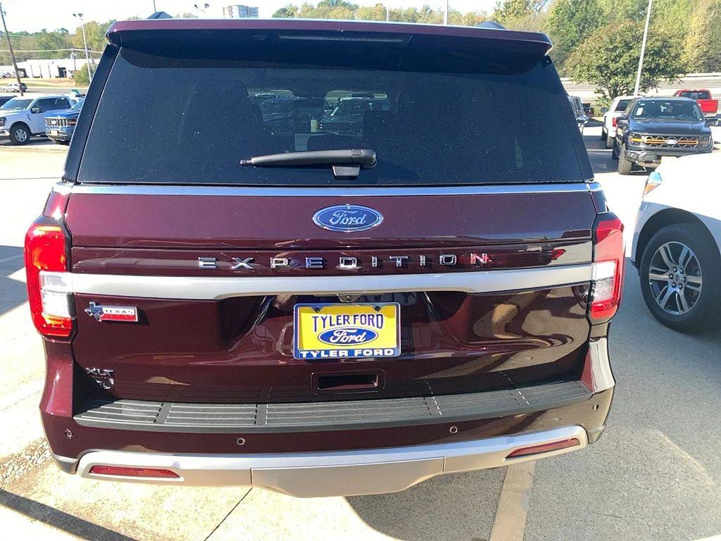 new 2024 Ford Expedition car, priced at $60,130