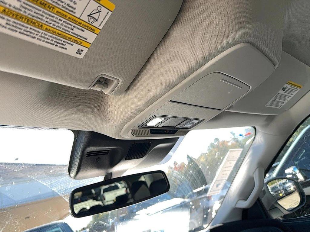 new 2025 Ford Expedition car, priced at $63,171