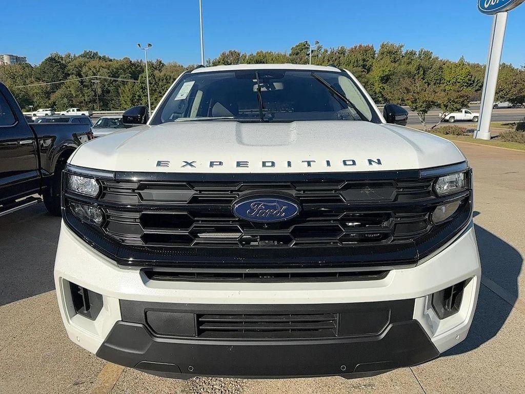 new 2025 Ford Expedition car, priced at $63,171