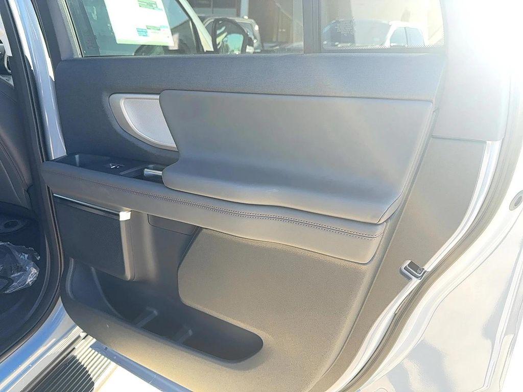 new 2025 Ford Expedition Max car, priced at $70,791