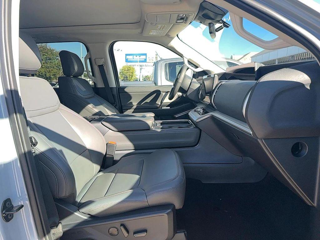 new 2025 Ford Expedition Max car, priced at $70,791