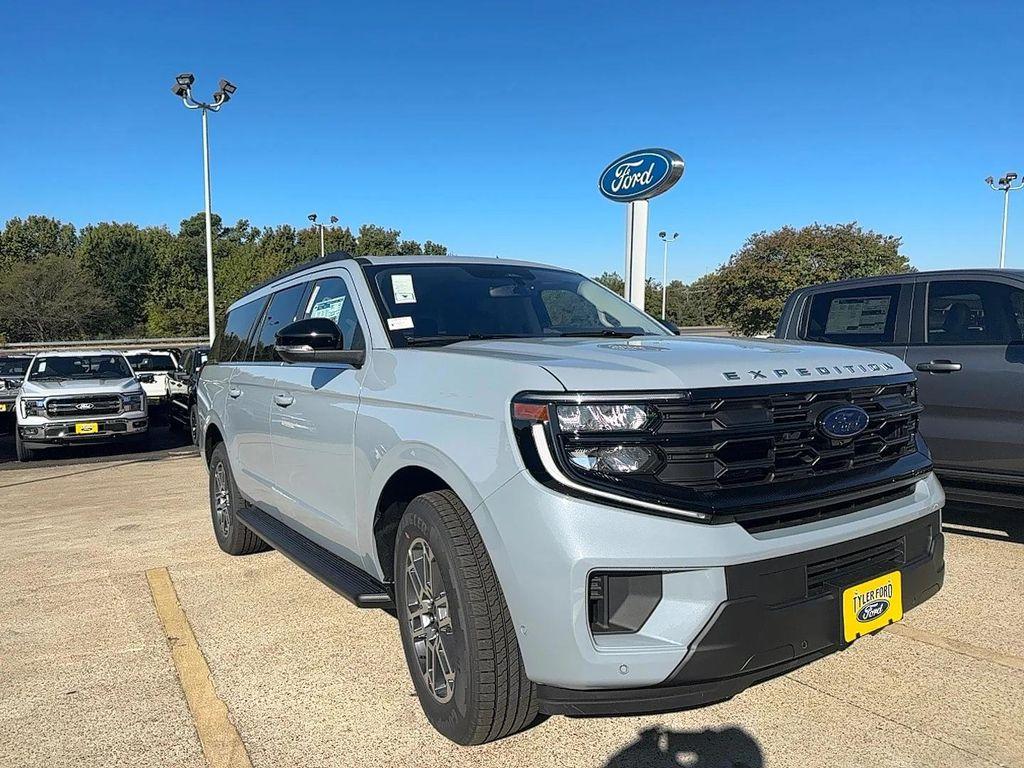 new 2025 Ford Expedition Max car, priced at $70,791