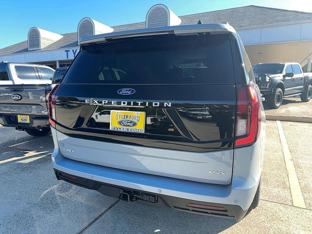 new 2025 Ford Expedition Max car, priced at $70,791