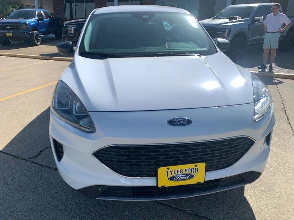 used 2022 Ford Escape car, priced at $24,995