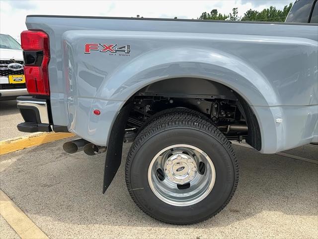 new 2025 Ford F-350 car, priced at $87,925