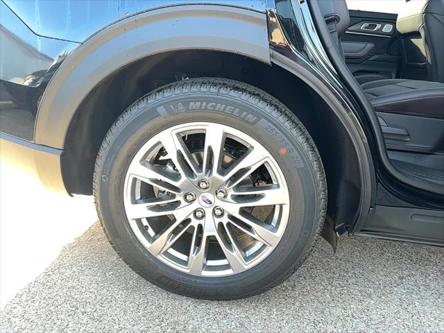 new 2025 Ford Explorer car, priced at $49,702
