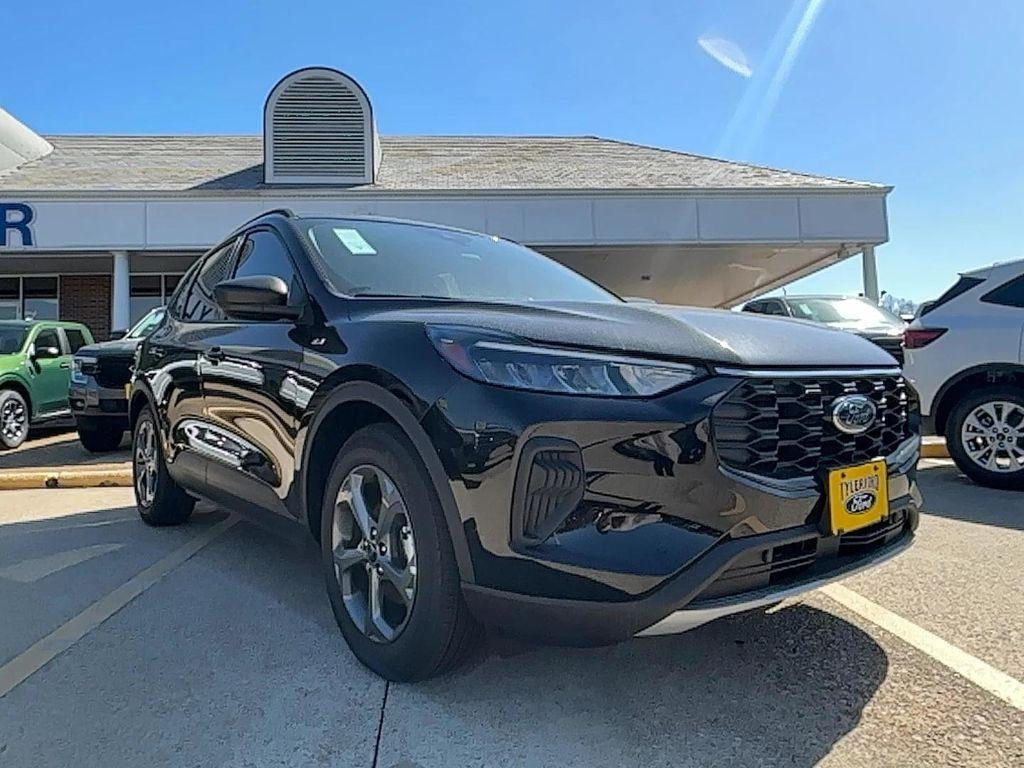 new 2025 Ford Escape car, priced at $28,546