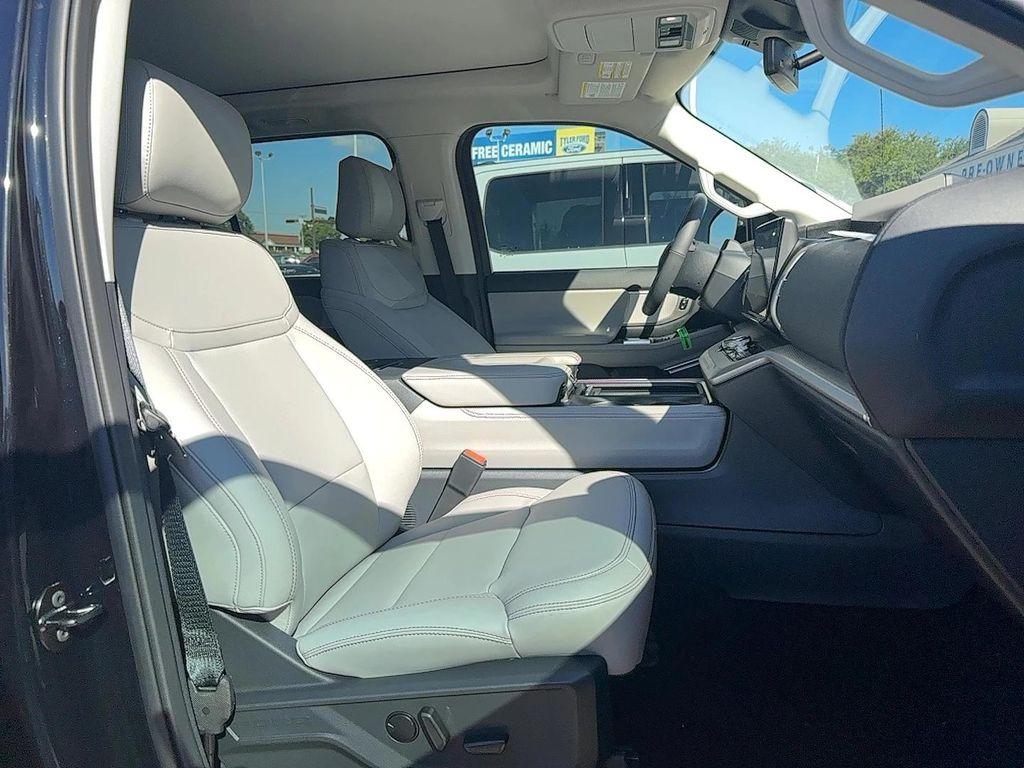 new 2025 Ford Expedition car, priced at $66,186