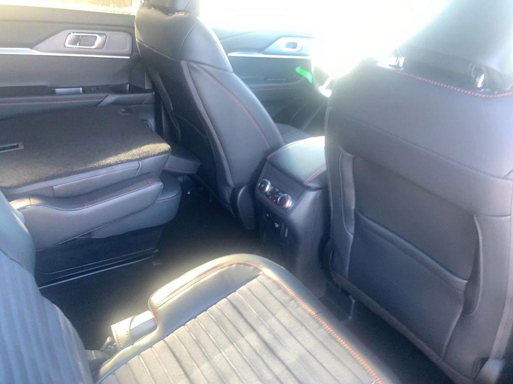 new 2025 Ford Explorer car, priced at $46,411