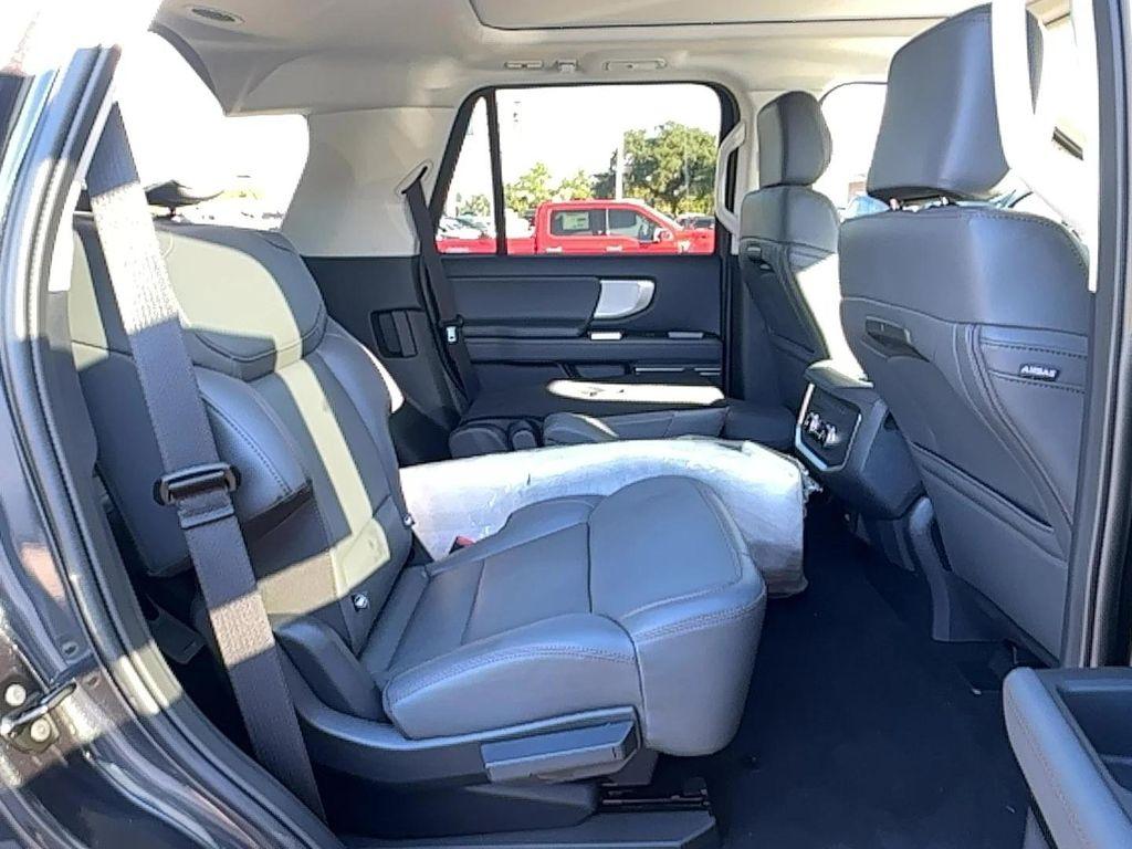 new 2025 Ford Expedition car, priced at $67,400