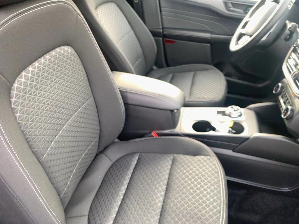 new 2025 Ford Escape car, priced at $26,664