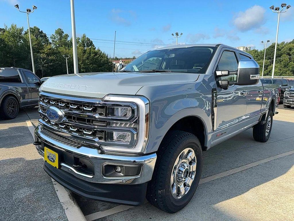 new 2025 Ford F-250 car, priced at $84,721