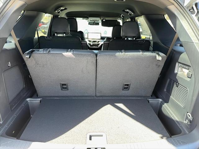 new 2025 Ford Explorer car, priced at $53,774