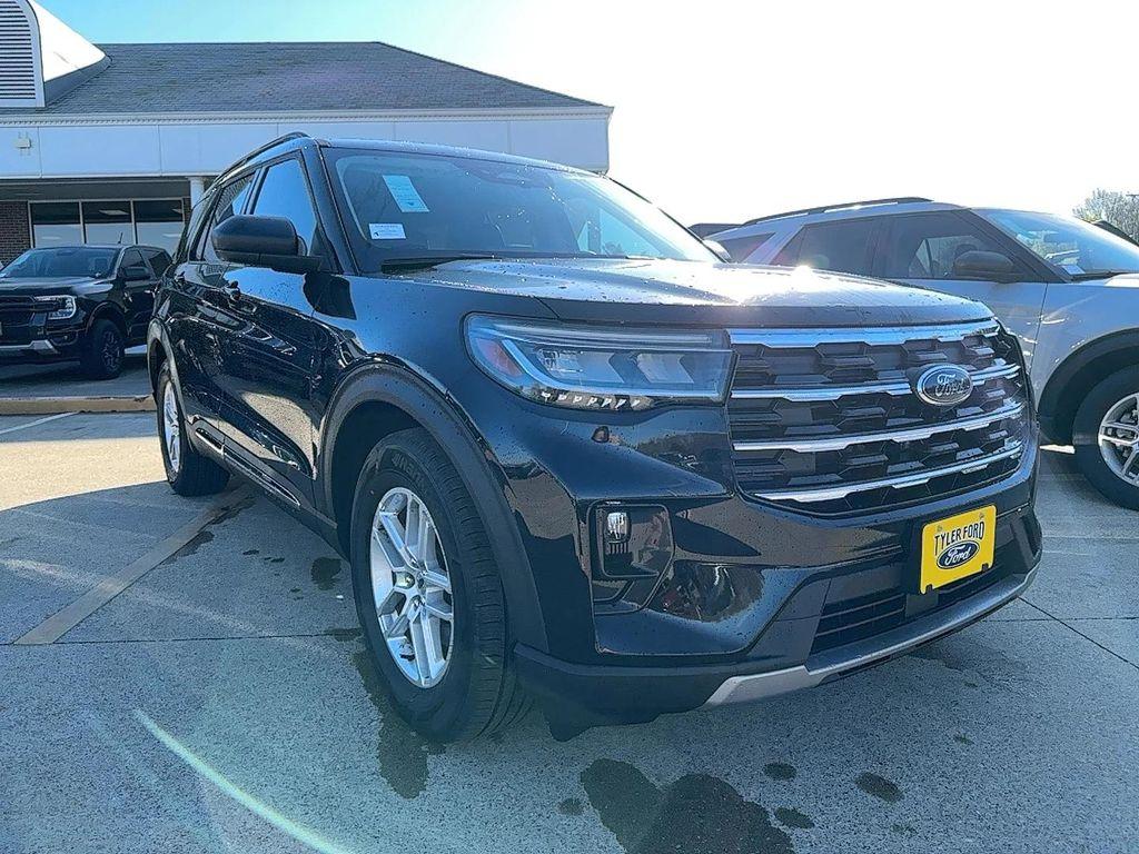 new 2025 Ford Explorer car, priced at $41,620