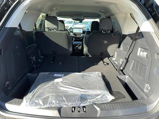 new 2025 Ford Explorer car, priced at $41,620