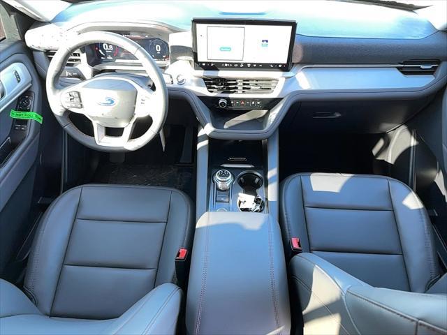new 2025 Ford Explorer car, priced at $41,620