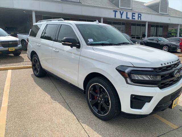 new 2024 Ford Expedition car, priced at $81,068