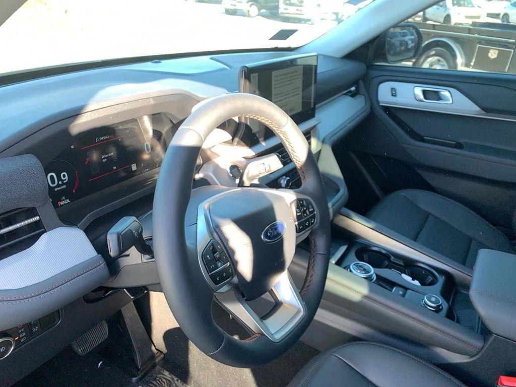 new 2025 Ford Explorer car, priced at $41,763