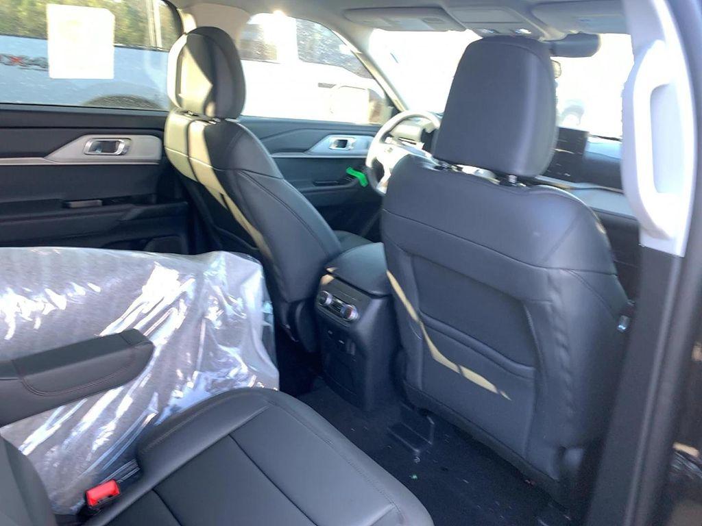 new 2025 Ford Explorer car, priced at $41,763