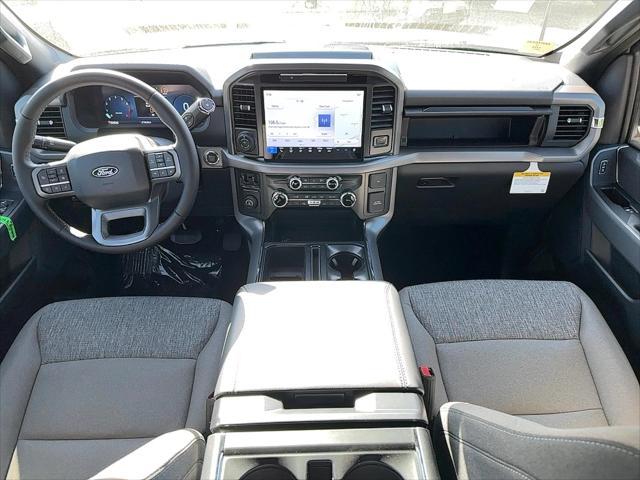 new 2025 Ford F-150 car, priced at $53,041
