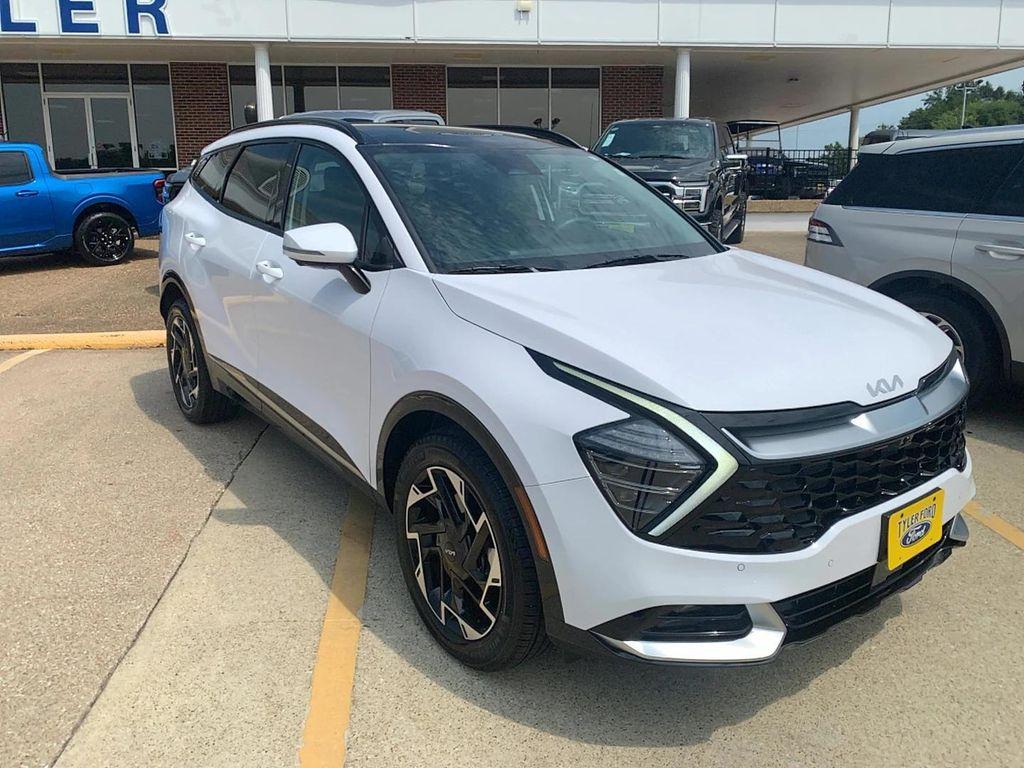 used 2025 Kia Sportage car, priced at $33,995