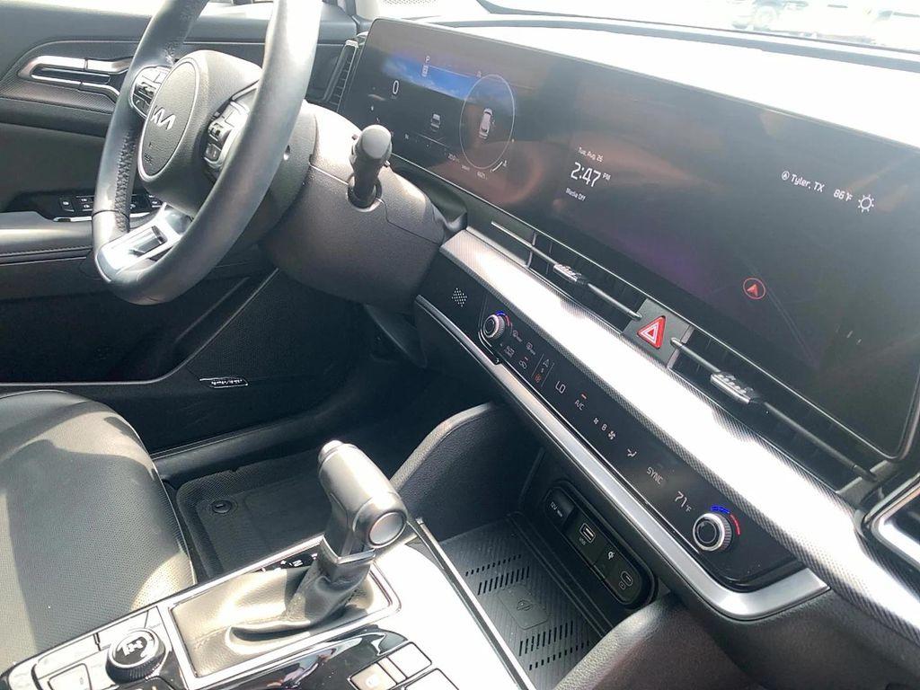 used 2025 Kia Sportage car, priced at $33,995