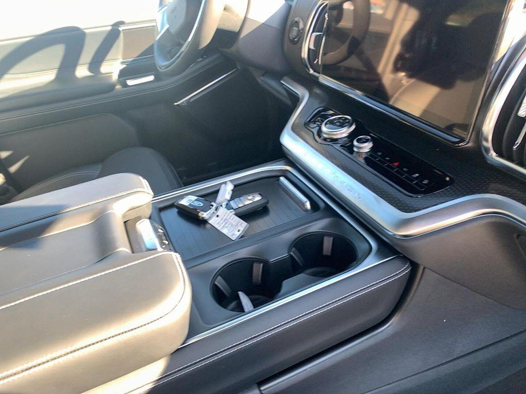 new 2025 Ford Expedition car, priced at $80,896