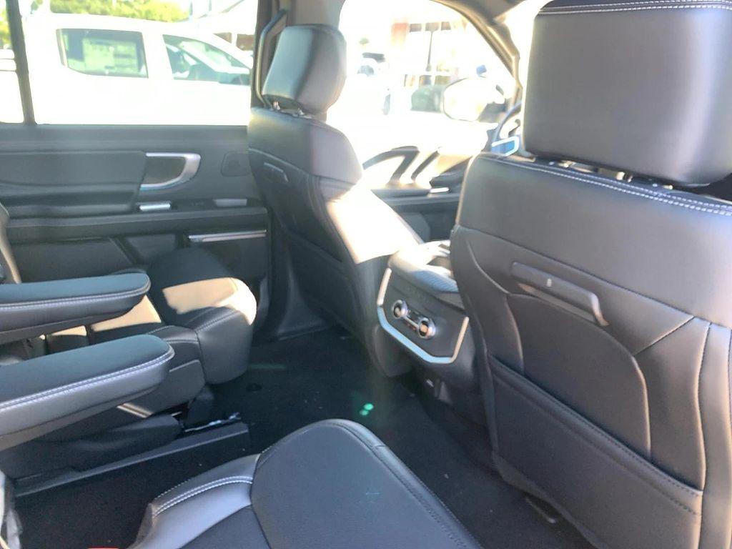 new 2025 Ford Expedition car, priced at $80,896